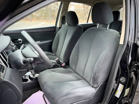 2012 Nissan Versa 1.8 S