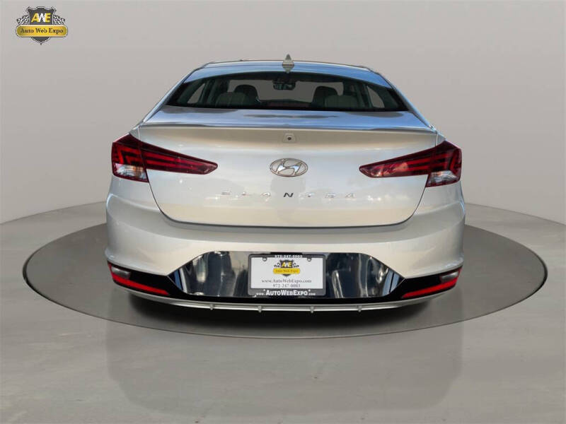 2020 Hyundai Elantra