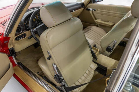 1987 Mercedes-Benz 560-Class 560 SL
