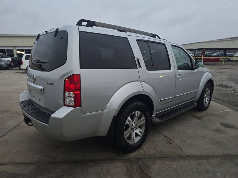 2012 Nissan Pathfinder Silver Edition