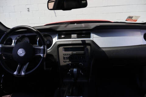 2011 Ford Mustang V6 Premium