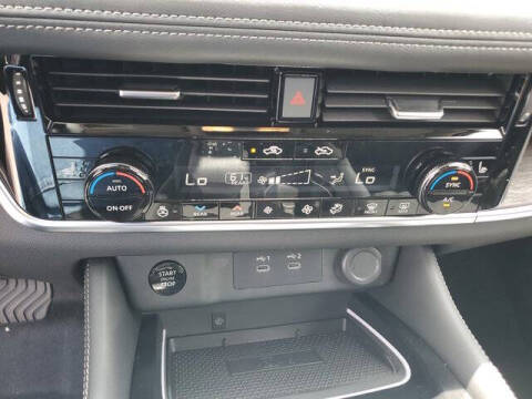 2025 Nissan Rogue Platinum