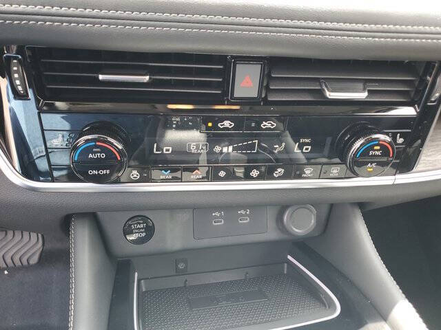 2025 Nissan Rogue Platinum