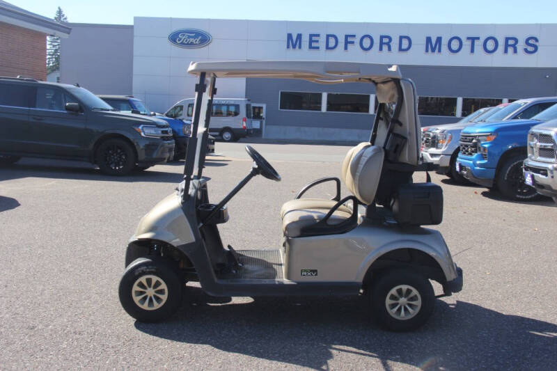 2020 E-Z-GO RXV ELiTE