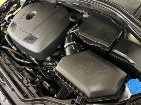 2017 Volvo XC60 T5 Dynamic