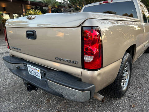 2005 Chevrolet Silverado 1500 LS