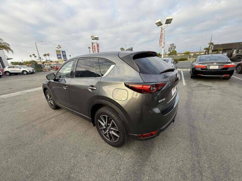 2017 Mazda CX-5 Grand Select