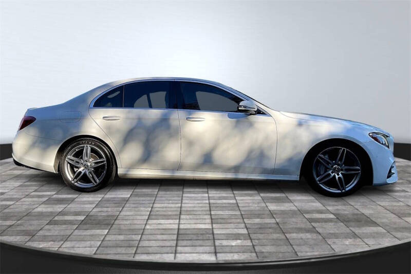 2018 Mercedes-Benz E-Class E 300