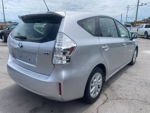 2012 Toyota Prius v Three