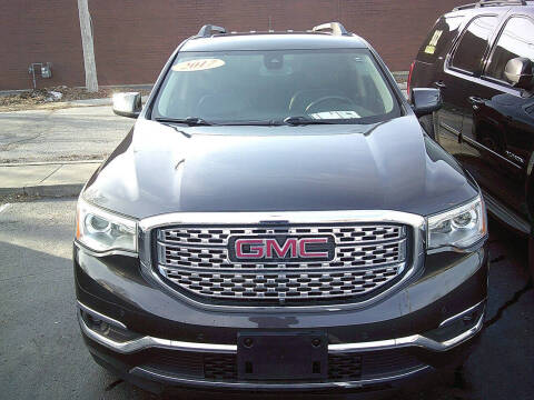 2017 GMC Acadia Denali