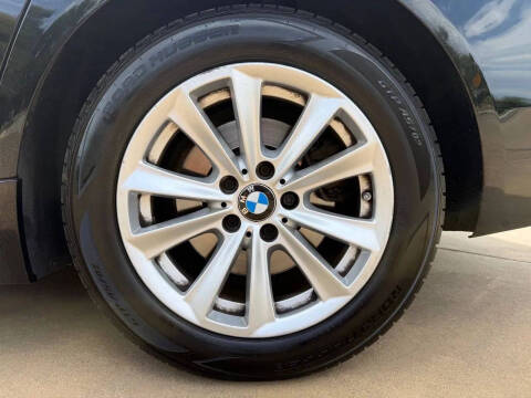 2015 BMW 5 Series 528i