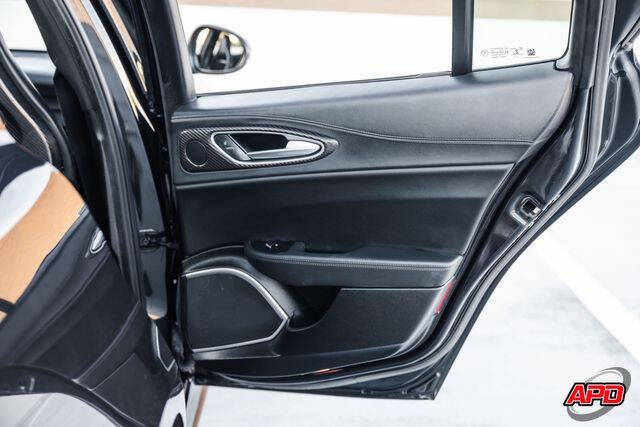 2019 Alfa Romeo Giulia Quadrifoglio