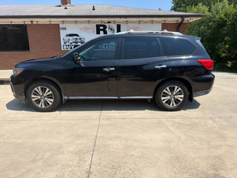 2017 Nissan Pathfinder S