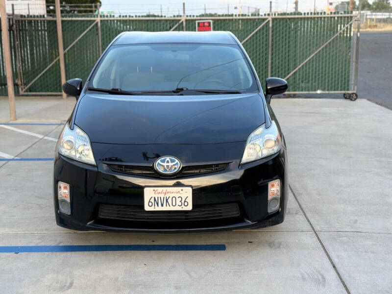 2010 Toyota Prius III