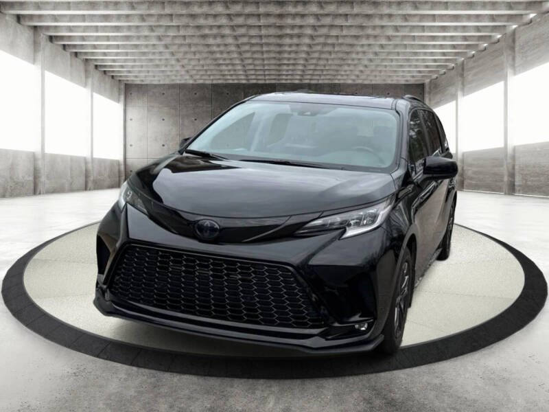 2024 Toyota Sienna XSE 7-Passenger