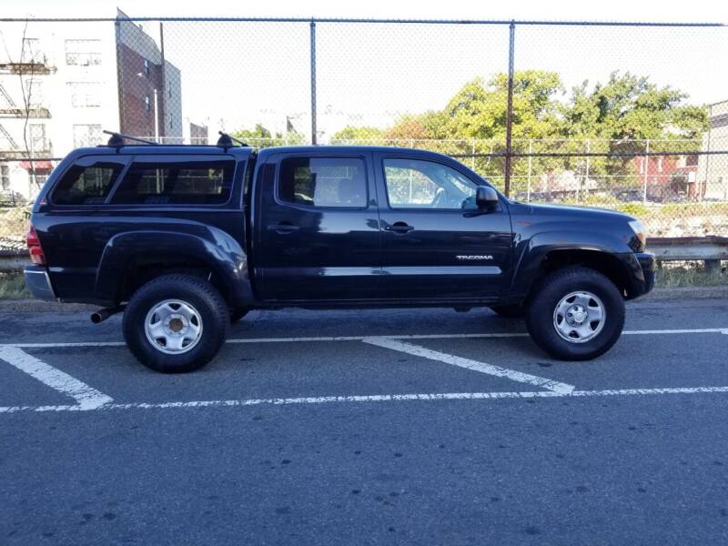 2006 Toyota Tacoma for sale at Gallery Auto Sales and Repair Corp. in Bronx NY