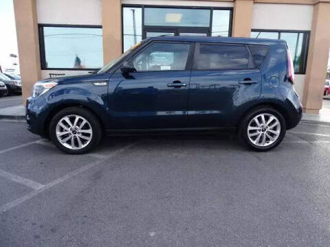 2017 Kia Soul +