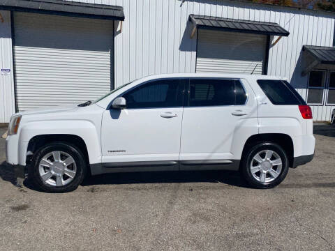 2013 GMC Terrain for sale at Monroe Auto's, LLC in Parsons TN