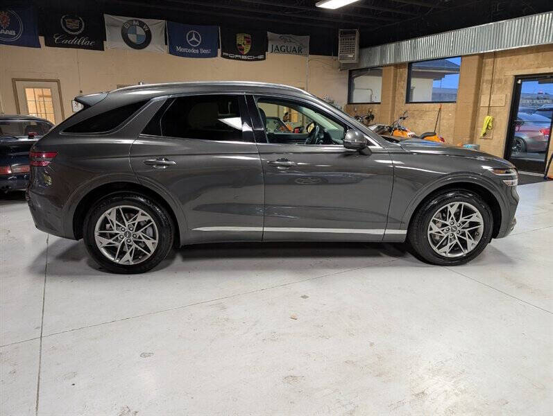 2025 Genesis GV70 2.5T Standard