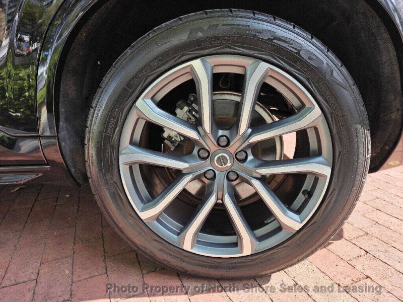 2018 Volvo XC90 T6 Momentum