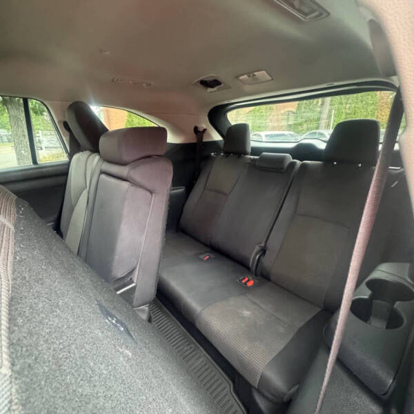 2022 Toyota Highlander L