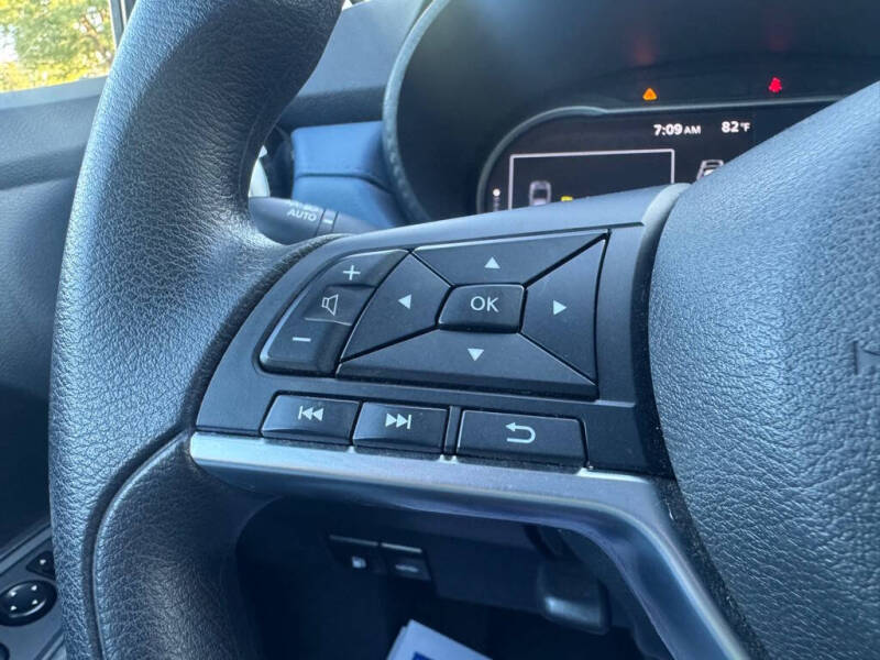 2024 Nissan Versa SV