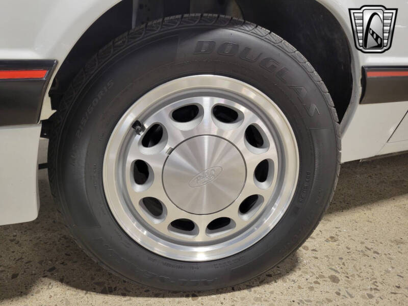 1989 Ford Mustang LX