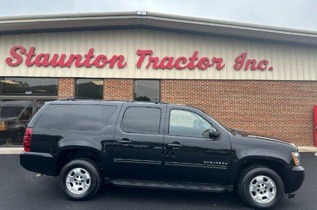 2014 Chevrolet Suburban for sale at STAUNTON TRACTOR INC in Staunton VA