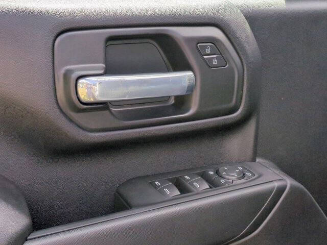 2025 GMC Sierra 2500HD Pro