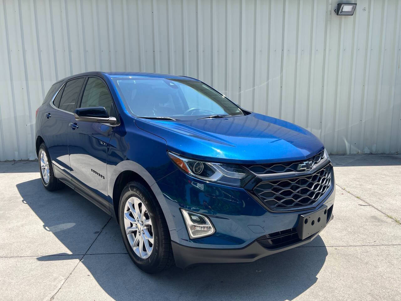 Blue 2020 Chevrolet Equinox LT LT 4dr SUV w/1LT 1
