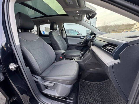 2024 Volkswagen Taos SE 4Motion