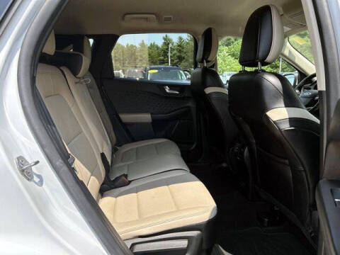 2020 Ford Escape SEL