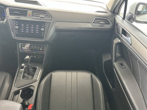 2022 Volkswagen Tiguan SE