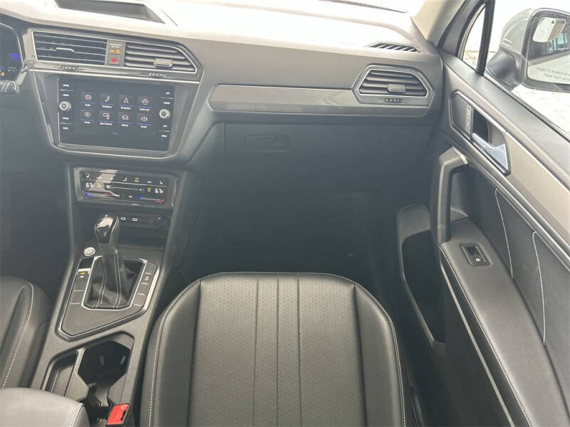 2022 Volkswagen Tiguan SE