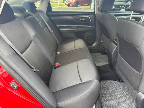 2016 Nissan Altima 2.5 SR