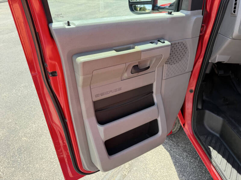 2013 Ford E-Series E-250