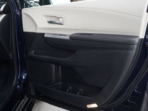 2025 Toyota Sienna Limited 7-Passenger