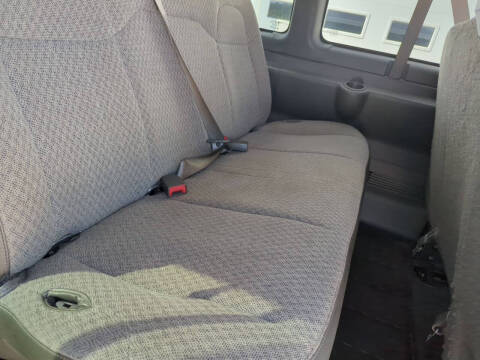 2017 Chevrolet Express LT 3500