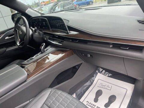 2021 Cadillac Escalade ESV Sport Platinum