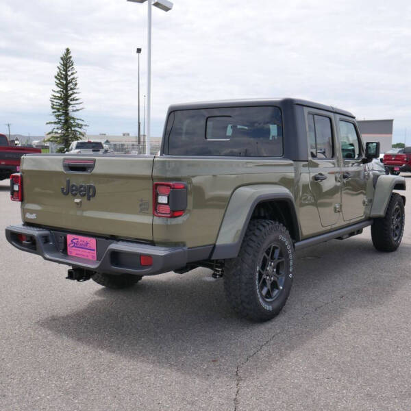 2026 Jeep Gladiator Willys
