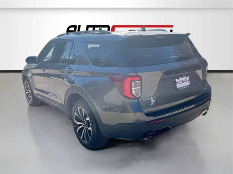 2022 Ford Explorer ST-Line