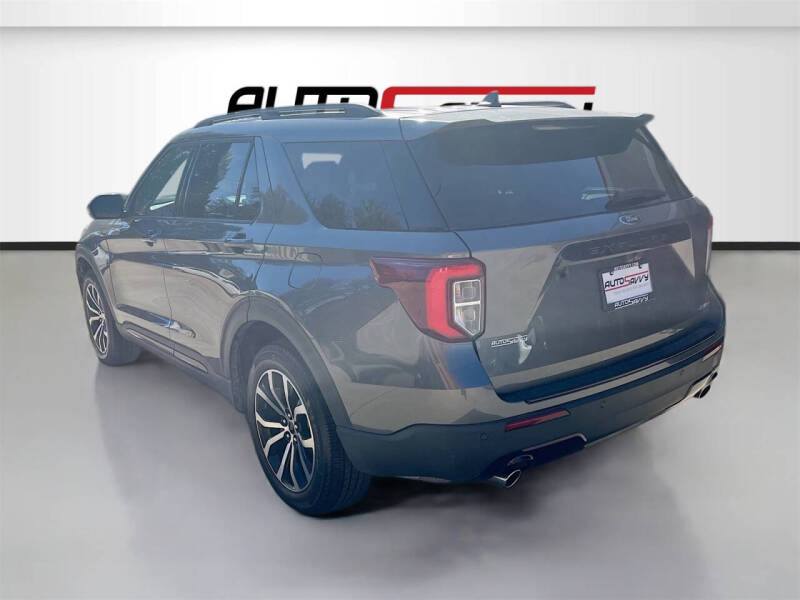 2022 Ford Explorer ST-Line