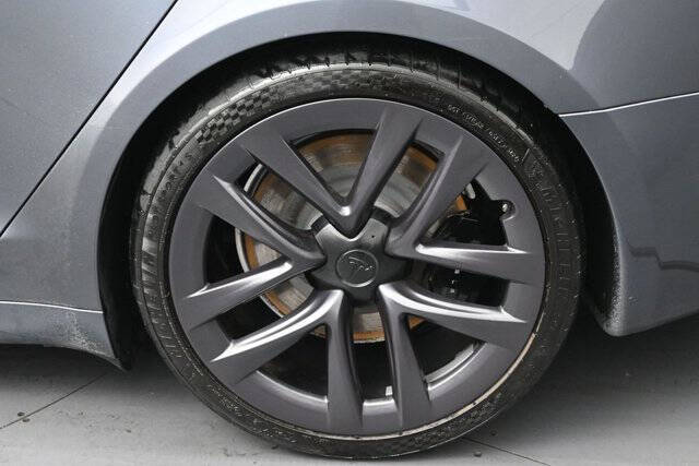 2022 Tesla Model S Plaid