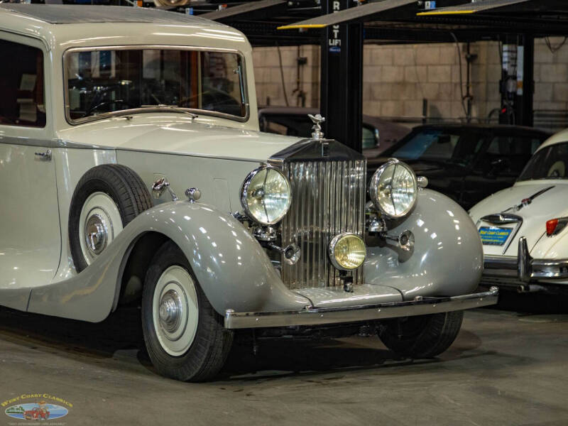 1939 Rolls-Royce Wraith Hearse