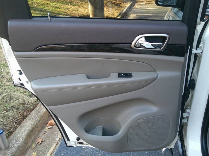 2011 Jeep Grand Cherokee Laredo