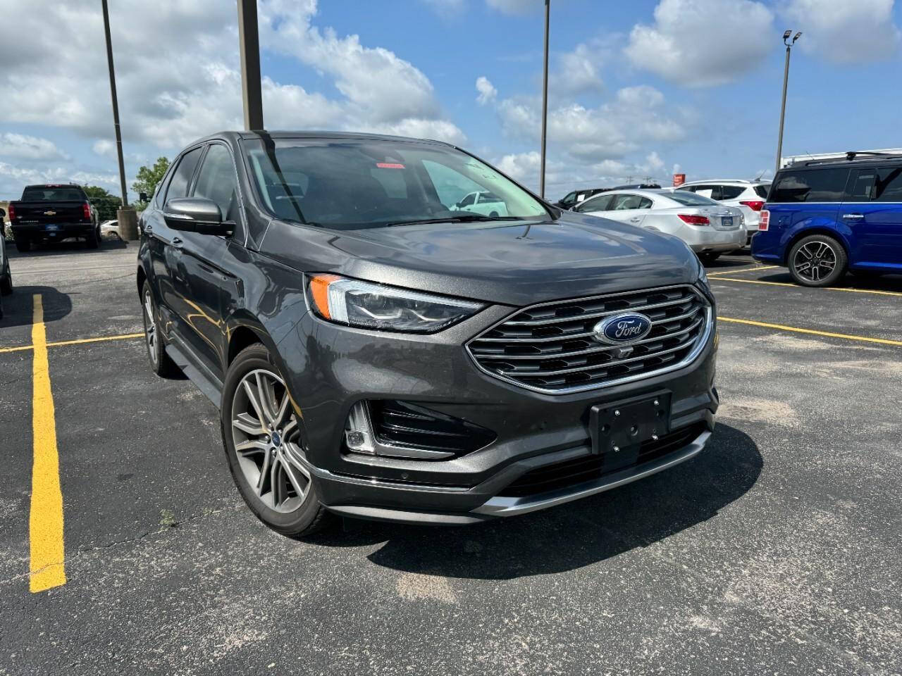 Dk. Gray 2019 Ford Edge Titanium AWD Titanium 4dr Crossover 2