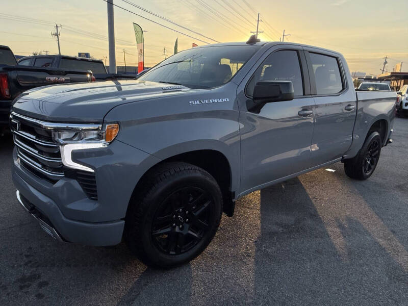 Used 2024 Chevrolet Silverado 1500 RST with VIN 1GCPADE86RZ315590 for sale in Garland, TX