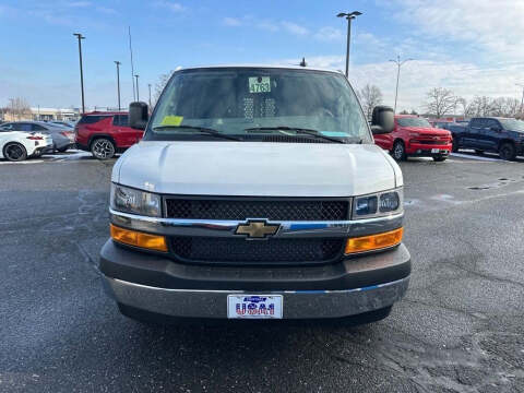 2025 Chevrolet Express 2500