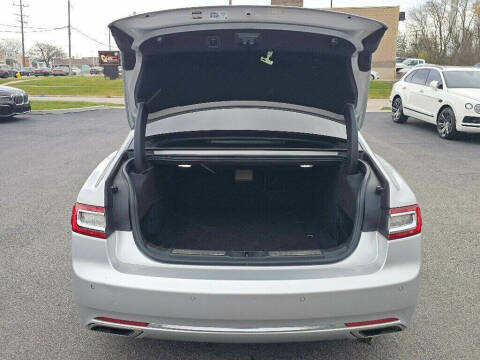 2018 Lincoln Continental Select