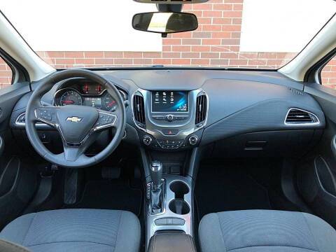 2017 Chevrolet Cruze LT Auto